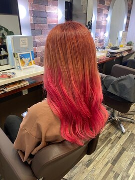 ヘアー リードレス(hair Re:dress) 暖色系カラービビッドレッドオレンジレッドバイカラーセミロング