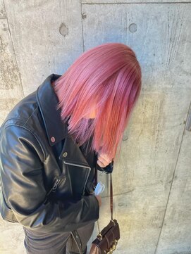 アルカナ 明治神宮前原宿(ARCANA) ピンクカラー　ペールピンク　ラベンダーピンク　ウルフカット