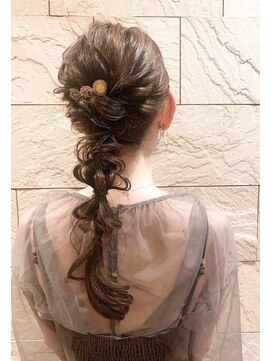 リップル(Ripple) 【海浜幕張 Ripple】編み下ろし×フェミニン×ゴールドバレッタ