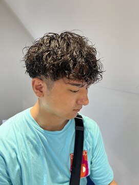 トレス(TRESS) メンズスパイラル　ツイストパーマ　刈り上げマッシュ