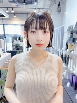 ファンナギンザ(FaNNa ginza) ☆切りっぱなしボブ透明感グレージュ外ハネ前髪シースルーバング