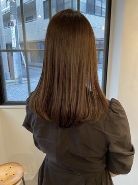 ムーン ティコブラーエ(moon tico brae) 8月【ミディアムヘア/斜めバング/グレージュカラー】