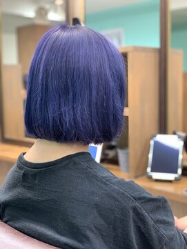 ヘアジーナ(Hair Jina) ダブルカラーでつくるネイビーブルー