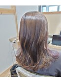 透け感パープルのイヤリングカラー