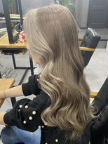 ウェイビー 桜木町店(WAVY)&nbsp;【ブリーチあり】フェイスフレミングカラー