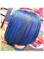 美容室キャンディー ベルベット(Candy Velvet) 寒色系ミックスカラー前下がりボブ