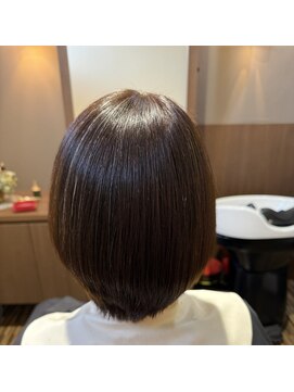 エルアスク 大人可愛いヘルシーショートスタイル30代40代50代ボブ