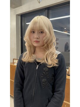 ナル(nalu.) ホワイトブロンド/抜きっぱなし/ケアブリーチ