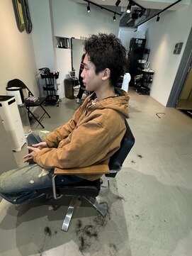 イズ(iss) スパイキーショート