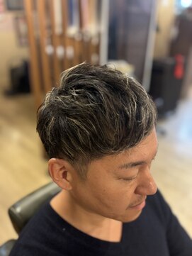 カムデンタウン(Camden Town) ハイライトスタイル白髪ぼかし20代,30代,40代,50代