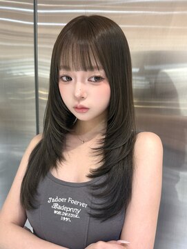 ルームバイシー 新宿(Loom. by Sea) □ 伸ばしかけヘア×ブリーチなしカラー ［髪質改善］