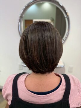 ビィーワンイースト(Be 1 EAST) ボブカット