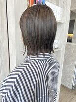 キャアリー(Caary)&nbsp;福山市Caaryナチュラル切りっぱなしボブ抜け感ベージュカラー