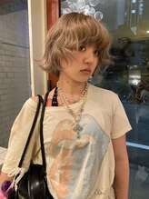 シイ(SIE) シルバーベージュ