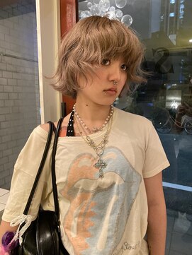 シイ(SIE) シルバーベージュ