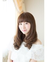 ヘアアンドメイクロンドベル(LONDOBELL) フルバングのフェミニンヘア