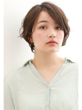 ヘアアンドケア エジェリラボ(hair&care egerie lab) 大人可愛いゆるふわショートボブ★オリーブベージュ