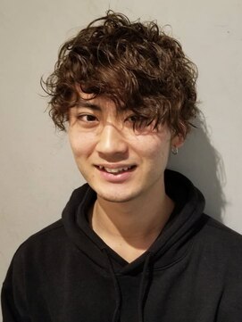 パピヨンロゼ(Papillon Rose) スパイラルパーマ メンズマッシュ