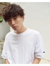  【メンズでも大丈夫？】[渋谷/レイヤーカット/ショートボブ/ケアブリーチ/ダブルカラー/ハイトーン]