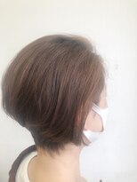 ナムナム 本陣店(NAM2) 前下がりショートボブ