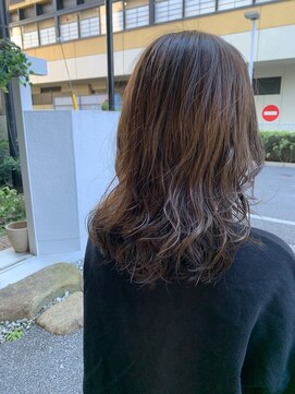 ヴィップルーム(viproom) 外国人風ウェーブ☆ミディアムパーマ