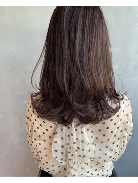 キチ(kichi.) [kichi.] ミディアム×ほんのり暖色