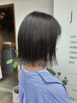 ジリッタ(JILI.TA) 【JILI.TA京都】20代30代40代艶っと外はねボブ♪