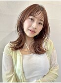 Unami くびれミディアム　シースルーバング　外はねパーマ
