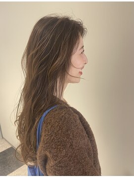 アラ サッポロオオドオリ(ala) 《ala》おくれ毛が、、、かわちい