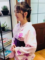 トム ヘアー(Tom hair)&nbsp;編み込みシニヨンスタイル