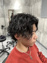 ビカムメンズヘアー 栄店(become men's hair)&nbsp;【前下がりセンターパート×波巻きパーマ】名古屋栄メンズカット