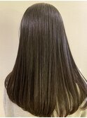 ニュアンスカラーカーキベージュ艶々ストレート