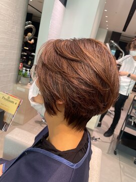 ステア ケース(stair case) 【NATASHA】銀座レイヤーカット/20代/30代/40代/50代