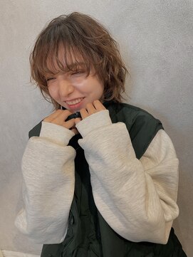 スイ(sui) カーリーショート