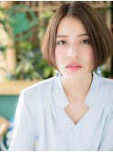 センターパートオリーブグレージュツヤ髪ボブh3戸頭20代30代40代
