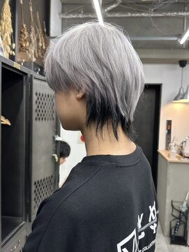 ギークス(GEEKS) 【GEEKS渋谷】デザインカラー/モノトーン/秋冬カラー/ウルフヘア