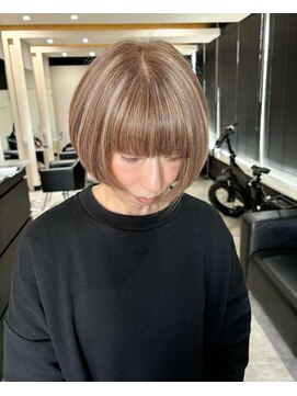 エイチ(H) 白髪ぼかしハイライト