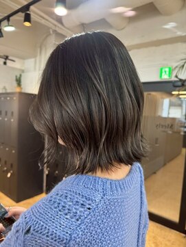 メリー オオサカ(Merly Osaka) 主張しすぎないバレイヤージュ