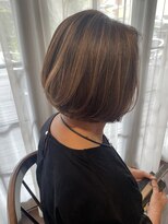コンクス(CONKS)&nbsp;白髪ぼかしハイライト×上品ボブ
