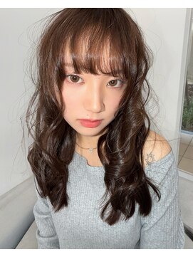 ヒン(HIN) ウェーブスタイル