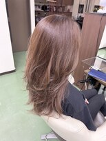 ゼロ(Zero) レイヤーカット ベージュブラウン