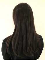 アス(Us)&nbsp;シンプルでサラサラなストレートヘア