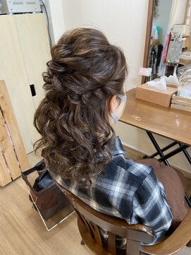 ロカット サロン(Roquat Salon) ハーフアップアレンジ　【ヘアセット 立川/立川南/国分寺/国立】