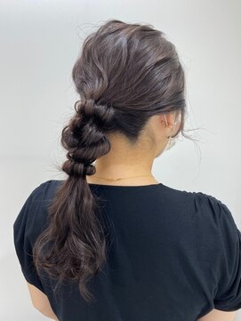 ビサイドヘア(beside hair) ローポニー