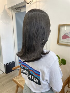 イコ 表参道原宿(ico) オリーブグレージュ