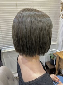 アトリエメルシー 代々木(atelier merci) オリーブベージュ/ミニボブ/マチルダボブ