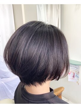 コクェット(coquette) シンプルボブ