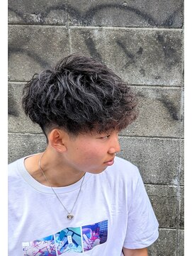 クフィア メンズヘアー カンポ 天王寺店(CUFFIA MENSHAIR CAMPO) ツイストスパイラル×フェード/ベリーショート/韓国マッシュ