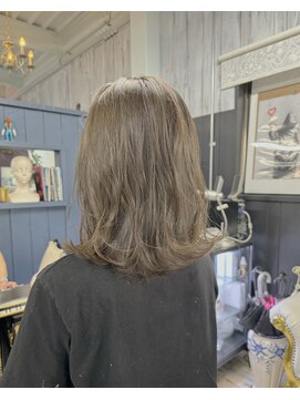 ヘアーサロン ラ ボーテ 大人グレージュ♪