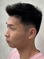 レヴィア(REVIA)&nbsp;メンズベリーショートツーブロック刈り上げメンズカット